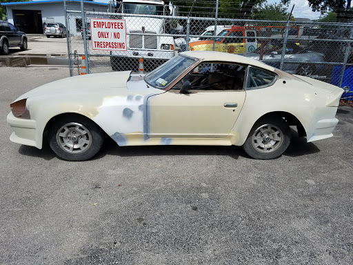 Auto Body Shop «Maaco Collision Repair & Auto Painting», reviews and photos, 4118 Fowler St, Fort Myers, FL 33901, USA