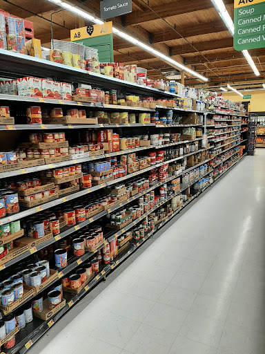 Supermarket «Walmart Neighborhood Market», reviews and photos, 15600 SE McLoughlin Blvd, Milwaukie, OR 97267, USA