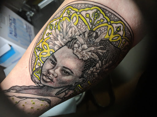 Tattoo Shop «Redemption Tattoo Parlour», reviews and photos, 21 W Market St, Newport, DE 19804, USA