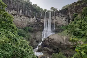 Mohadi Falls image