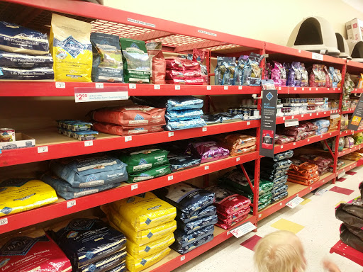 Pet Supply Store «Petco Animal Supplies», reviews and photos, 516 Valley Mall Pkwy, East Wenatchee, WA 98802, USA