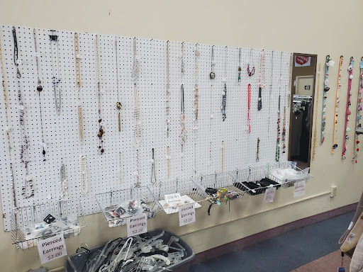 Thrift Store «Salvation Army Thrift Store», reviews and photos, 1409 E Stone Dr, Kingsport, TN 37660, USA