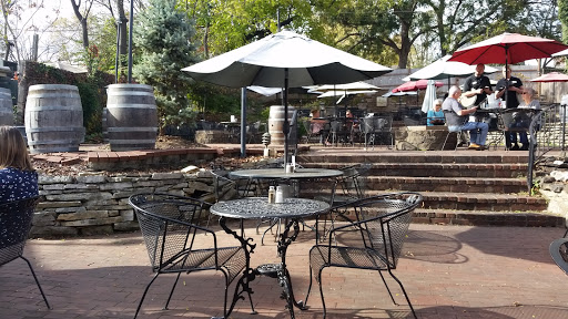 American Restaurant «Little Hills Restaurant», reviews and photos, 501 S Main St, St Charles, MO 63301, USA