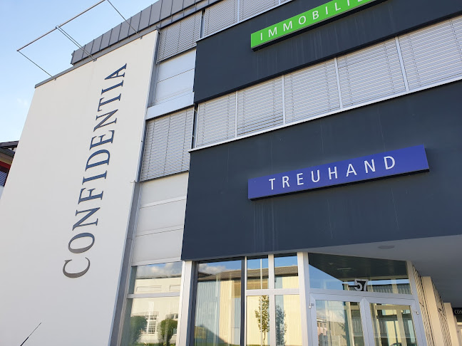 Rezensionen über Confidentia Treuhand Zentrum AG in Einsiedeln - Anwalt