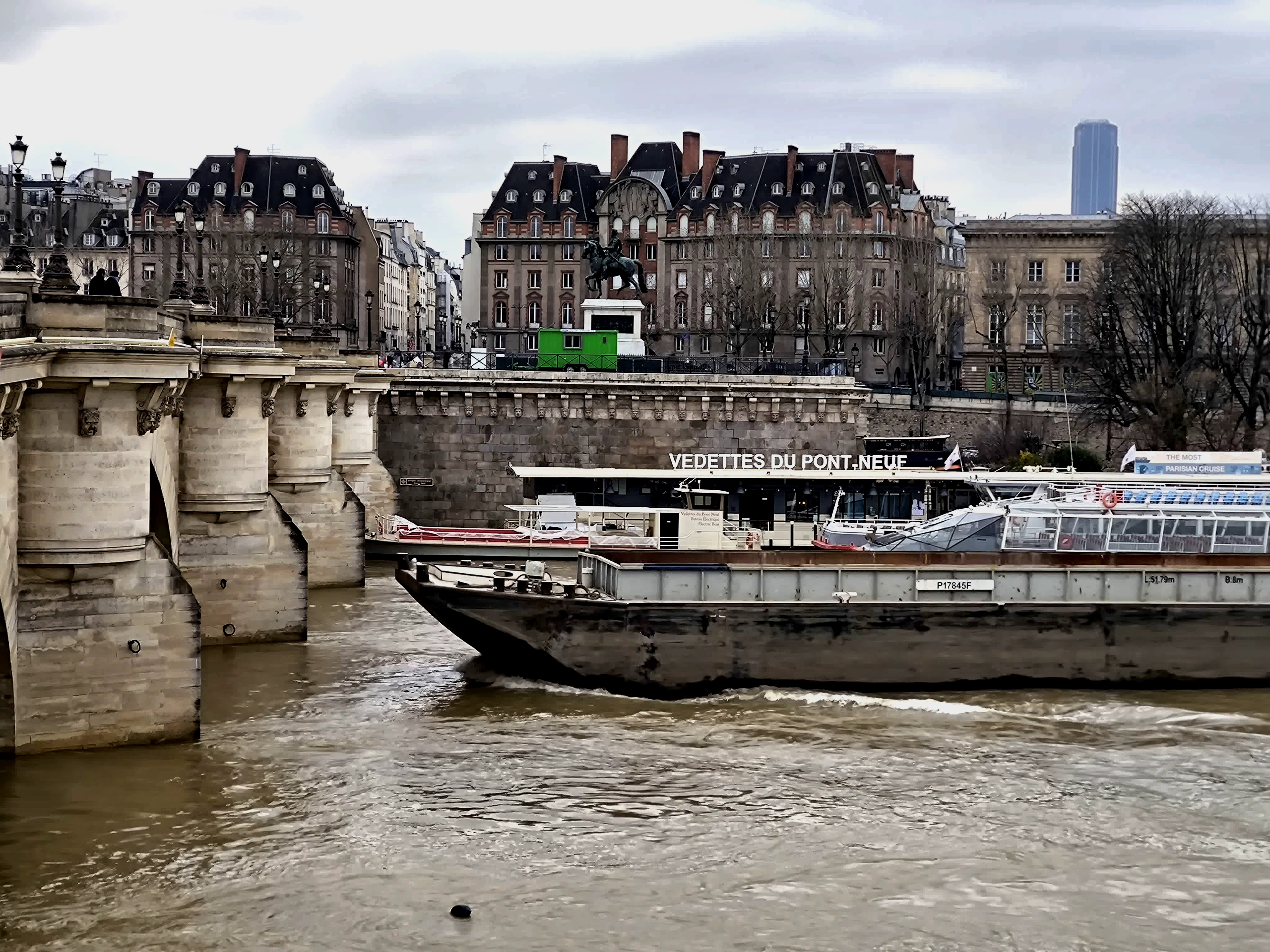 Photo n° 1 de l'avis de Hermes.a fait le 25/03/2024 à 09:55