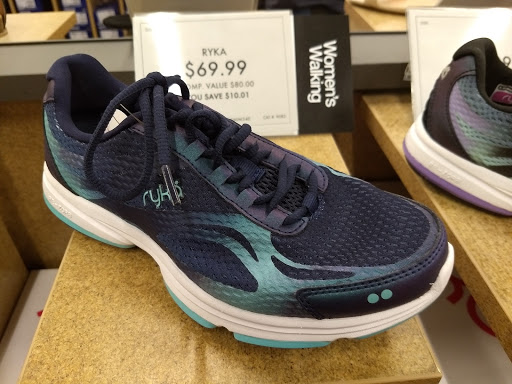 Shoe Store «DSW Designer Shoe Warehouse», reviews and photos, 8055 W Bowles Ave, Littleton, CO 80123, USA