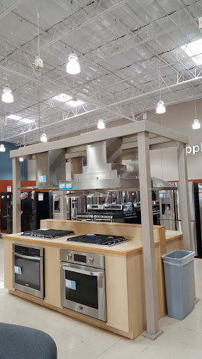Appliance Store «Pacific Sales Kitchen, Bath & Electronics», reviews and photos, 29011 The Old Rd, Valencia, CA 91355, USA