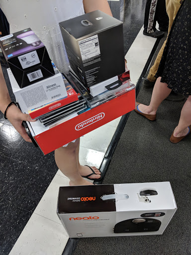 Electronics Store «Best Buy», reviews and photos, 4601 E Colonial Dr, Orlando, FL 32803, USA