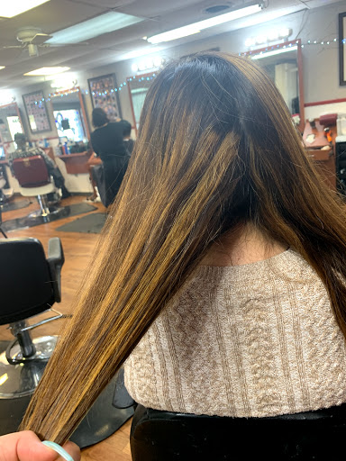 Nail Salon «Whirled Hair Design Salon», reviews and photos, 5335 SW 22nd Pl A, Topeka, KS 66614, USA