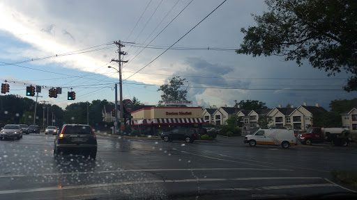 Shopping Mall «North Andover Mall», reviews and photos, 350 Winthrop Ave, North Andover, MA 01845, USA