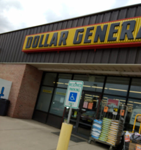 Discount Store «Dollar General», reviews and photos, 642 S Main St, Wellington, OH 44090, USA