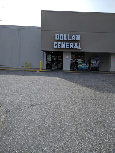 Discount Store «Dollar General», reviews and photos, 990 Kildaire Farm Rd, Cary, NC 27511, USA