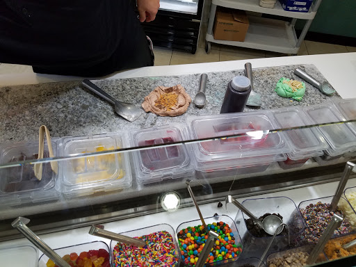 Ice Cream Shop «Marble Slab Creamery», reviews and photos, 1201 Lake Woodlands Dr #1156, The Woodlands, TX 77380, USA