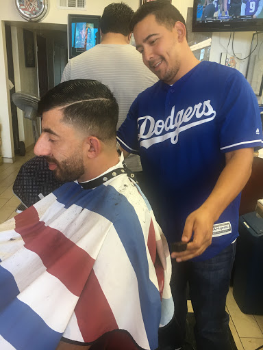 Barber Shop «Clip Joint Barber Shop & Salon», reviews and photos, 2436 S Western Ave, San Pedro, CA 90732, USA
