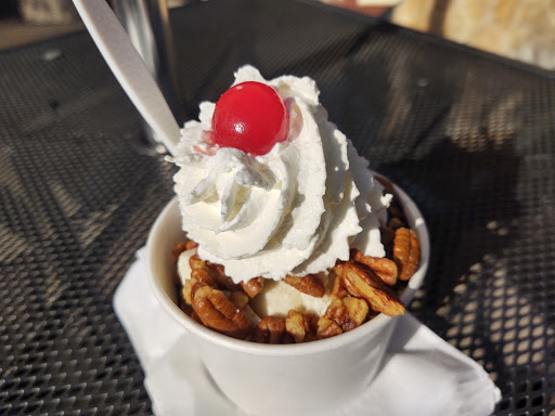 Dessert Shop «Sweet Moses», reviews and photos, 6800 Detroit Ave, Cleveland, OH 44102, USA