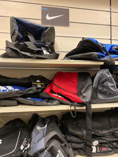 Department Store «Nordstrom Rack Brea Union Plaza», reviews and photos, 2345 E Imperial Hwy, Brea, CA 92821, USA