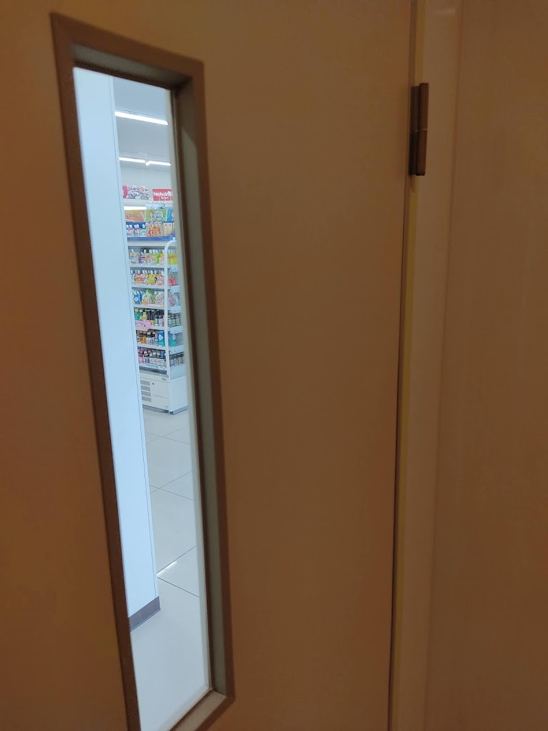 ファミリーマート 愛知学院大学前店 愛知県日進市竹の山 コンビニエンスストア コンビニ グルコミ
