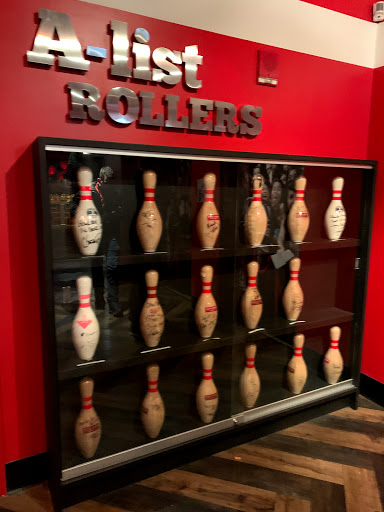 Bowling Alley «Bowlmor Times Square», reviews and photos, 222 W 44th St, New York, NY 10036, USA