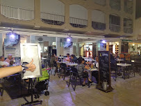 Atmosphère du Restaurant Brasserie La Plage à Agde - n°2