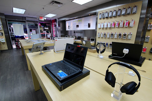 Electronics Store «I-Town Store», reviews and photos, 217 SE 1st St, Miami, FL 33131, USA