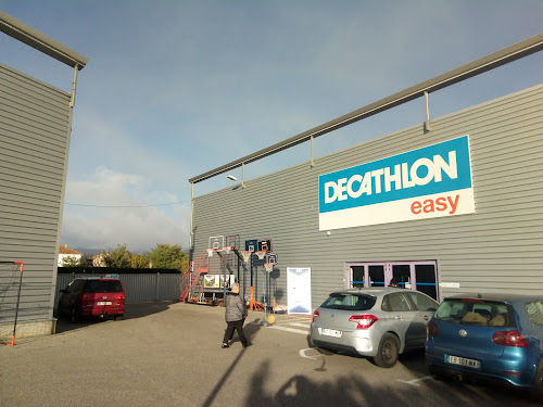 Decathlon Essentiel Saint Didier Sous Aubenas à Saint-Didier-sous-Aubenas