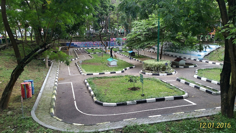 10 Taman yang Menarik di Kota Yogyakarta: Tempat yang Harus Dikunjungi