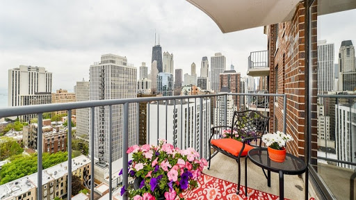 Chicago Real Estate Source - Coldwell Banker Residential
