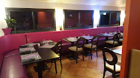 Atmosphère du Restaurant La Chaumière à Valserhône - n°1