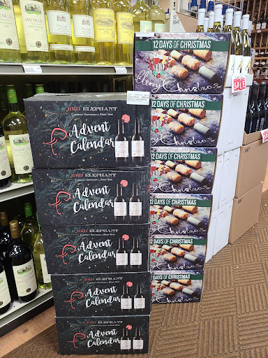 Wine Store «Long Island Wine & Spirit Merchants», reviews and photos, 1171 Jericho Turnpike, Commack, NY 11725, USA