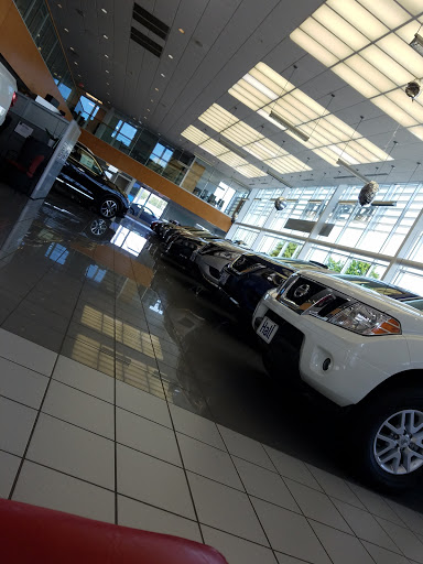 Car Dealer «Hall Nissan Virginia Beach», reviews and photos, 3757 Bonney Rd, Virginia Beach, VA 23452, USA