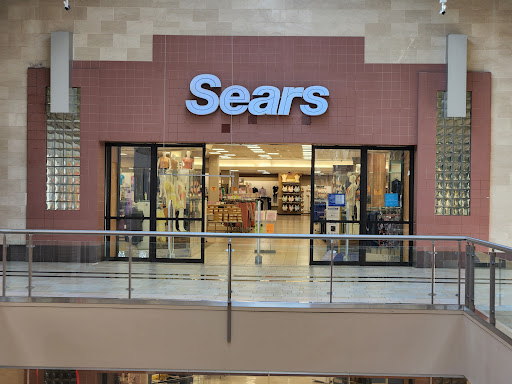 Shopping Mall «Newport Centre», reviews and photos, 30 Mall Dr W, Jersey City, NJ 07310, USA