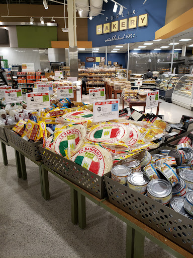 Supermarket «Publix Super Market at Berry Town Center», reviews and photos, 2424 Sand Mine Rd, Davenport, FL 33897, USA