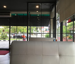 Pizza Hut Restoran - Hotel Benakutai photo