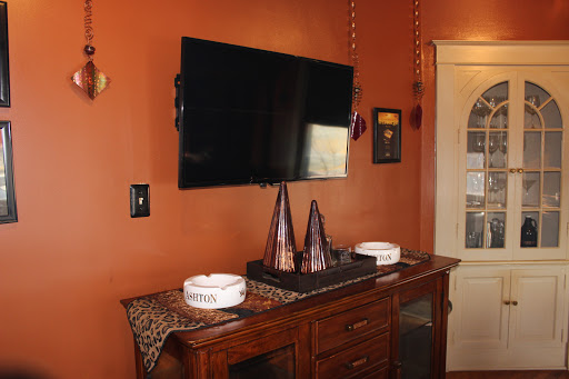 Tobacco Shop «Humidour Cigar Shoppe», reviews and photos, 2 Sherwood Rd, Cockeysville, MD 21030, USA