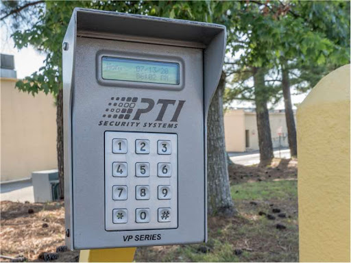 Self-Storage Facility «Extra Space Storage», reviews and photos, 3600 West End Dr, Richmond, VA 23294, USA