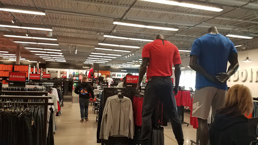 Clothing Store «Nike Factory Store», reviews and photos, 505 Premium Outlets Dr, Monroe, OH 45050, USA