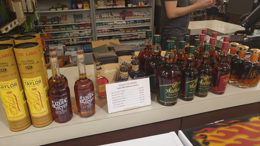 Liquor Store «Liquor Barn», reviews and photos, 2625 Scottsville Rd, Bowling Green, KY 42104, USA