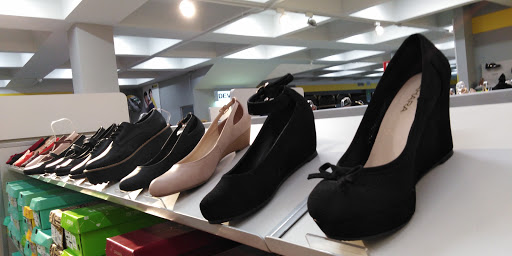 Tiendas para comprar botas negras Cancun