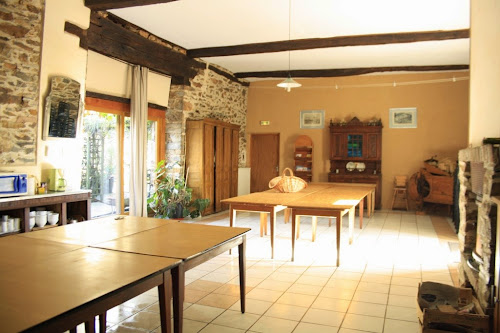 Lodge Au Fer A Cheval : Ferme pédagogique, centre loisirs, gîte groupe-Tarn Languedoc Roussillon Occitanie Paulinet