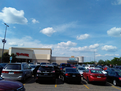 Dollar Store «Dollar Tree», reviews and photos, 30887 Orchard Lake Rd, Farmington Hills, MI 48334, USA