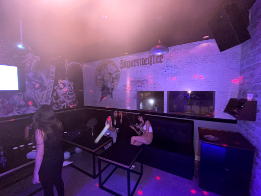 Karaokes in private rooms in Tel Aviv