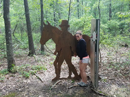 Monument «Meriwether Lewis Monument», reviews and photos, Old Natchez Trace, Hohenwald, TN 38462, USA