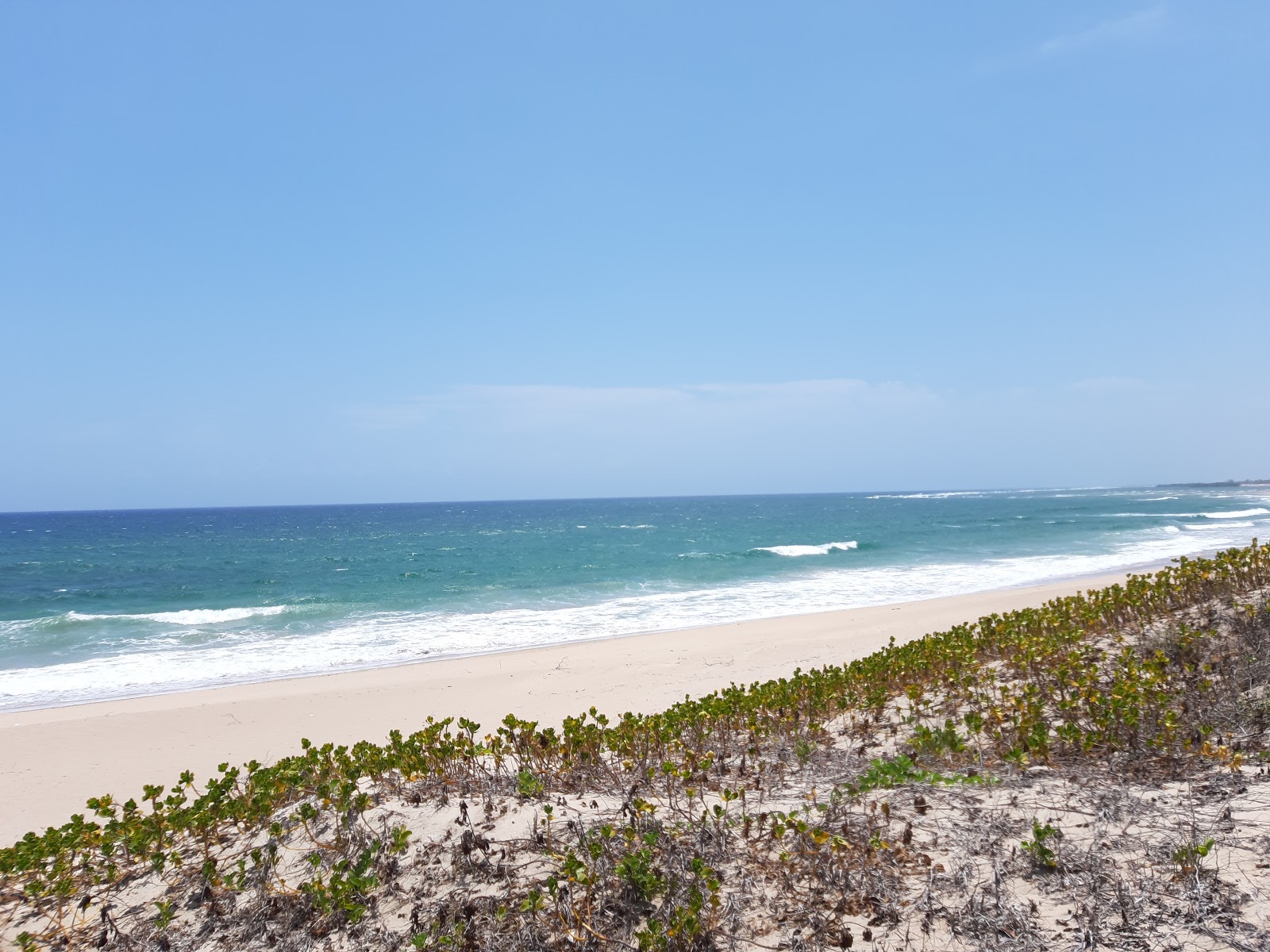 Foto de Diamonds Mequfi Resort Beach con recta y larga