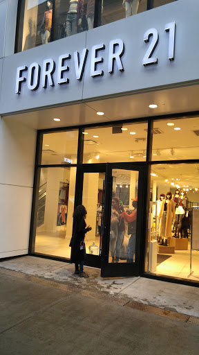 Clothing Store «Forever 21», reviews and photos, 459 Washington St, Boston, MA 02108, USA