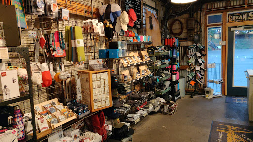 Cafe «Siuslaw River Coffee Roasters», reviews and photos, 1240 Bay St, Florence, OR 97439, USA