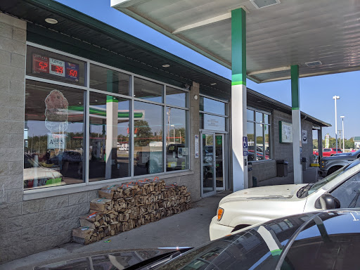 Convenience Store «Johnny Junxions», reviews and photos, 385 Hillcrest Way, Bedford, IN 47421, USA