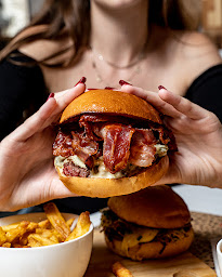 Photo n°64 de ROOMIES ETIENNE MARCEL - Burger Paris à Paris ()