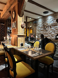 Atmosphère du Restaurant français Le Grenier à Courchevel - n°2