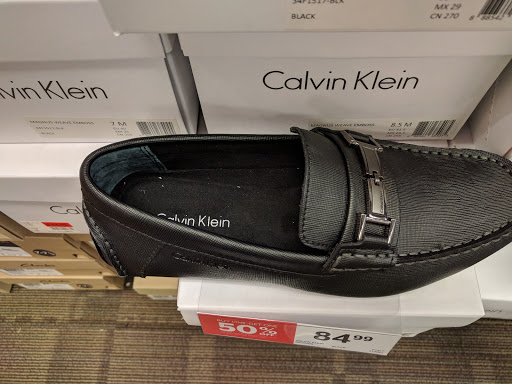 Shoe Store «Off Broadway Shoe Warehouse», reviews and photos, 13400 Jamboree Rd, Irvine, CA 92602, USA