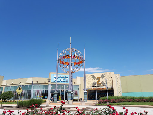 Outlet Mall «St. Louis Outlet Mall», reviews and photos, 5555 St.Louis Mills Blvd, Hazelwood, MO 63042, USA